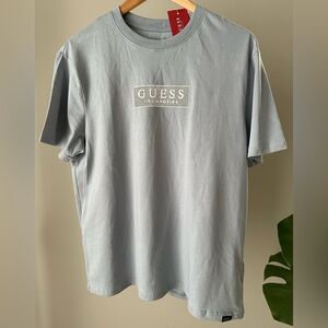NWT GUESS Classic T-Shirt Size Large